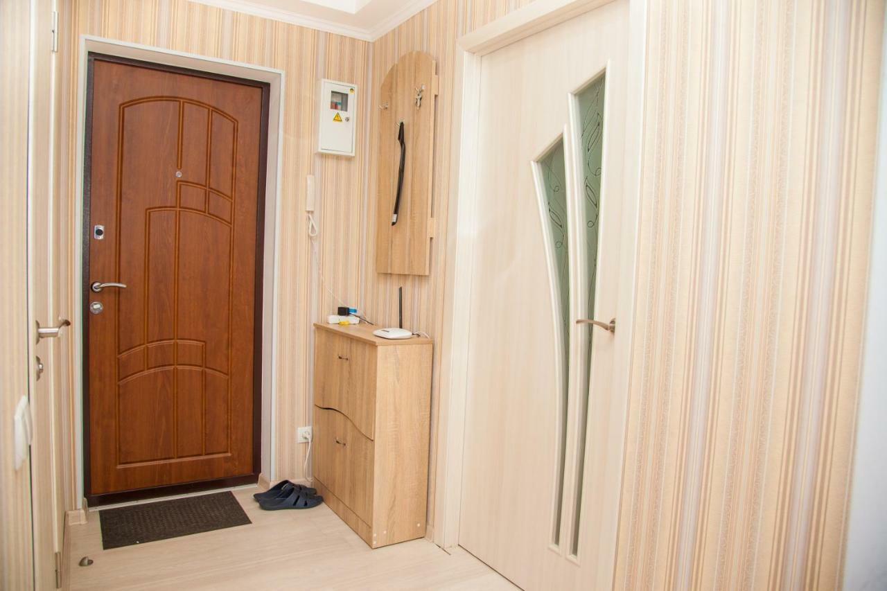 Semi-Luxury Apartment On Zaporozhskaya 9 Zaporizhia Exteriör bild